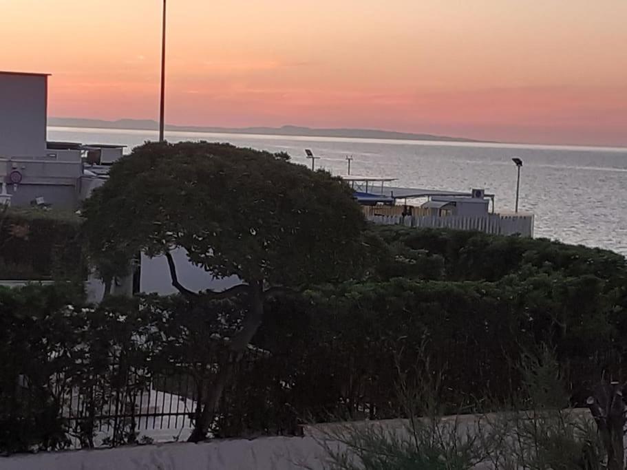 Ferienwohnung Portami A Sentire Le Onde Del Mare Bari Exterior foto
